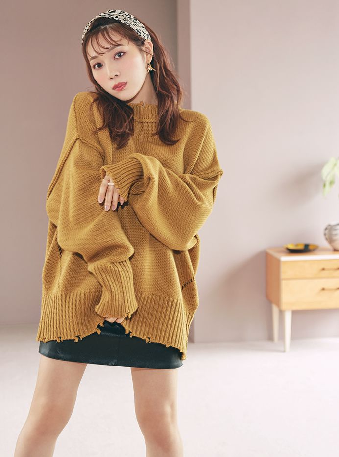 日本 GRL - 寬鬆修身線條微抓破邊衣領針織毛衣-時尚黑