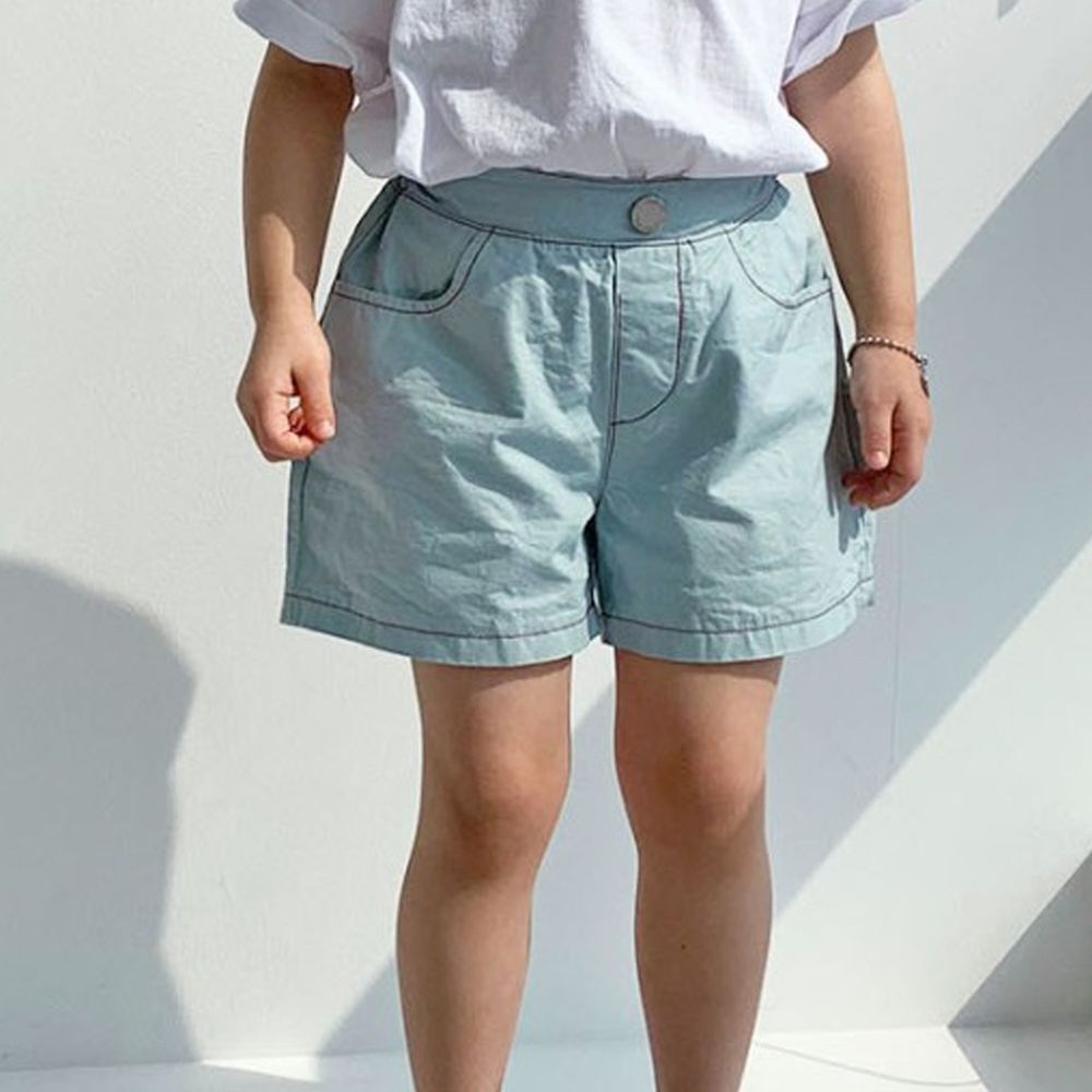 韓國 PINK151 - 縫線假鈕扣短褲-淡藍
