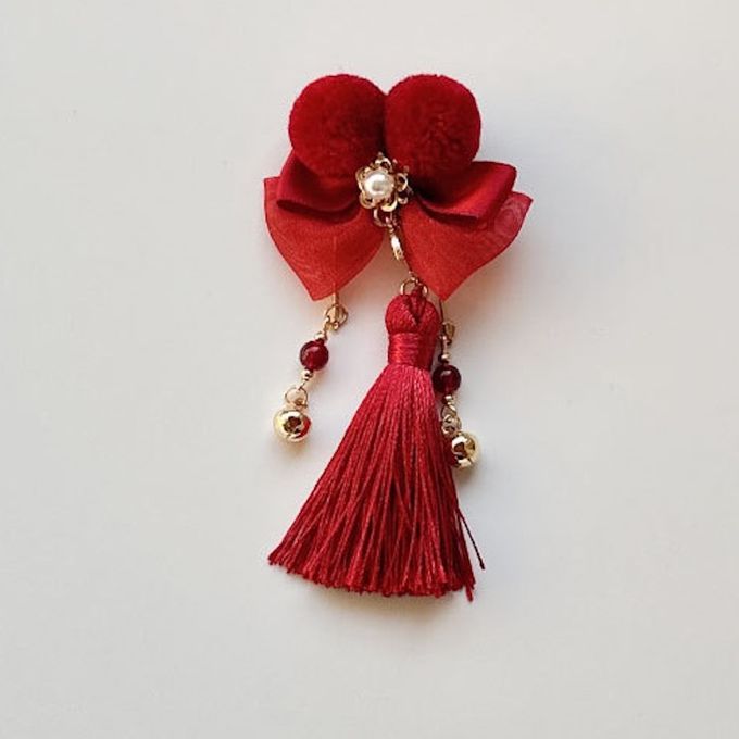 喜氣紅色毛球流蘇吊墜髮飾對夾 新年拜年紅色髮飾