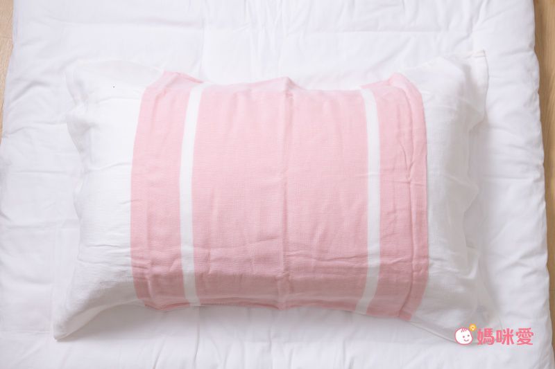 日本代購 - 樂天熱銷 日本今治產四重紗純棉枕頭墊/毛巾墊布-粉紅 (83x60cm)