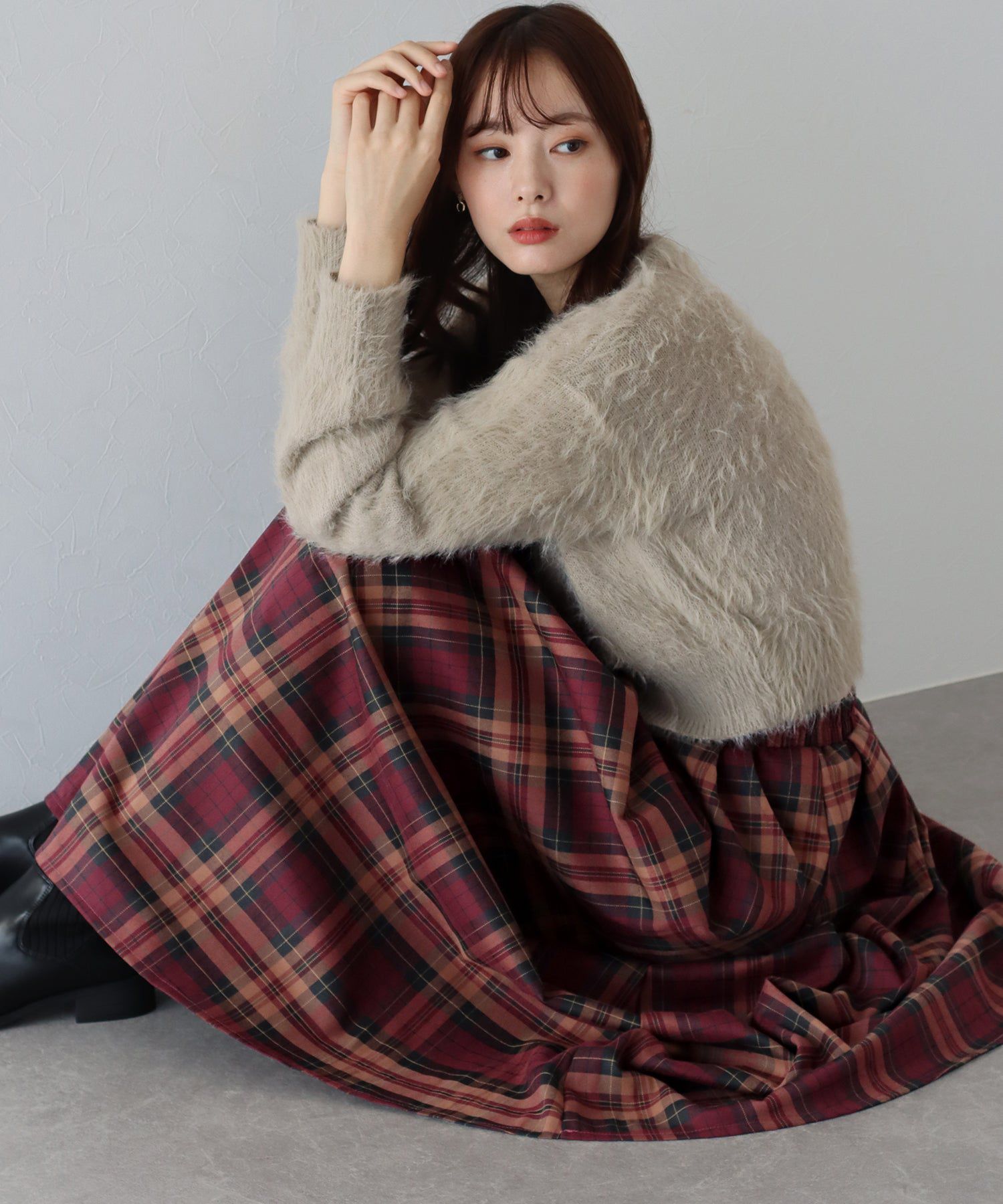 日本 BLUE EAST - [經典推薦]英倫格紋傘狀修身長裙-酒紅