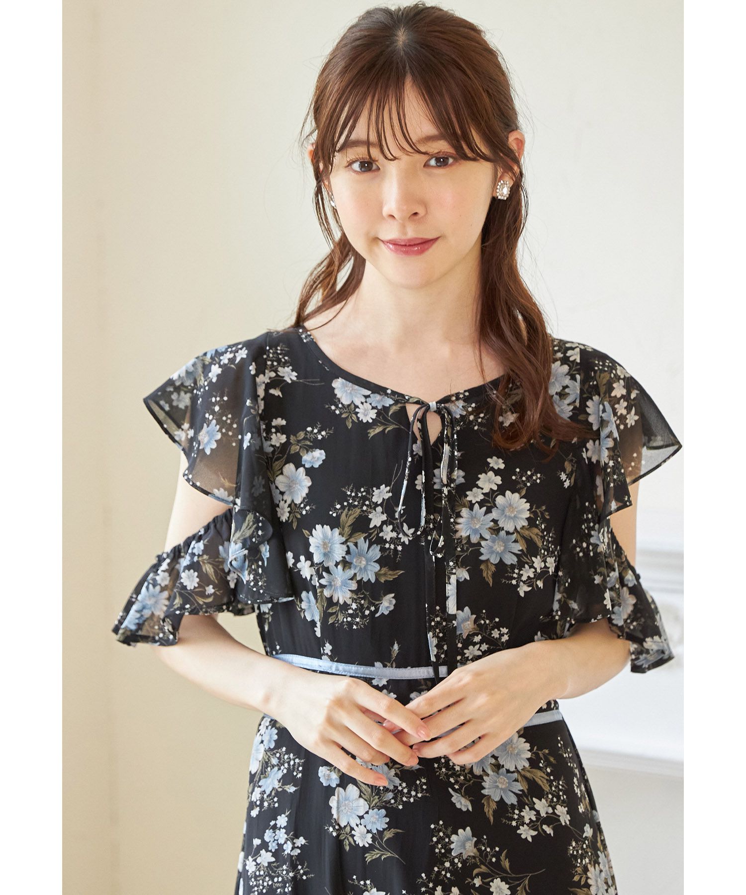 日本 tocco-closet - 精靈荷葉開袖雪紡洋裝-碎花-天使白