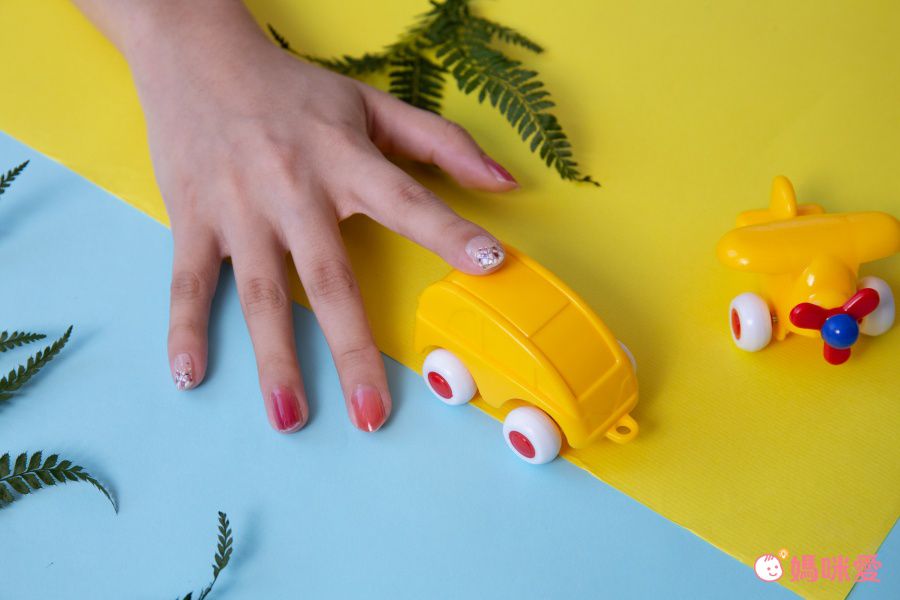 韓國 Glossy Blossom - 美甲貼-藍粉水鑽-一張20貼+美甲貼磨甲棒