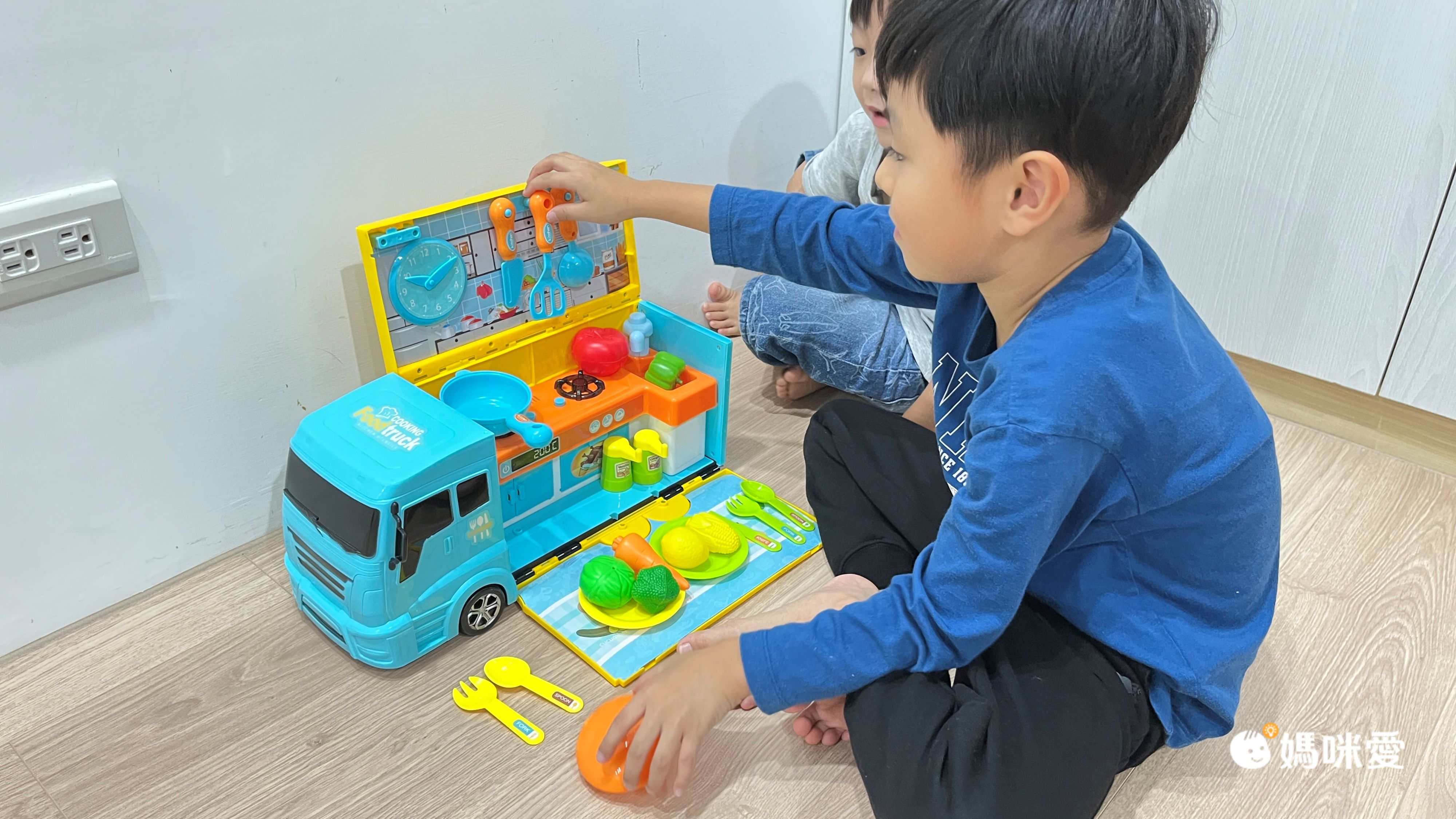 DIY組裝車車【小小家】手提貨櫃車家家酒Ｘ工程車