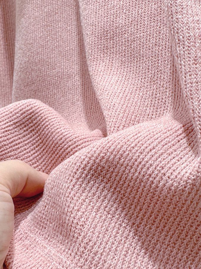 韓國女裝連線 - 微露鎖骨大翻領長袖上衣-黑 (FREE)