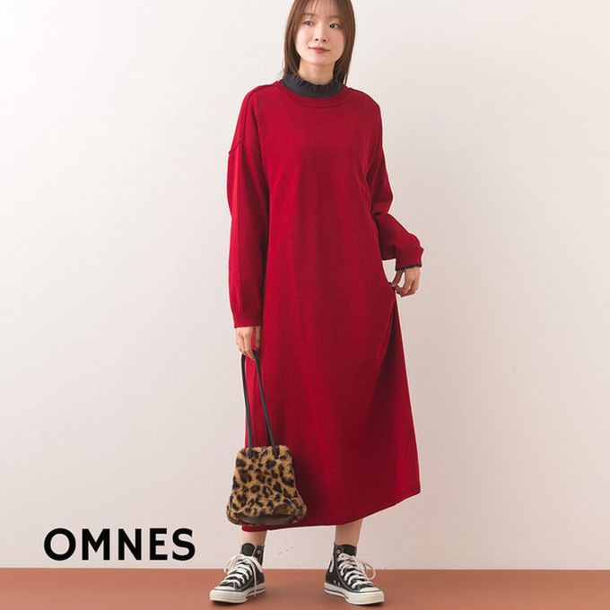 日本 OMNES - 落肩優雅柔滑嫘縈素色長袖洋裝-深灰