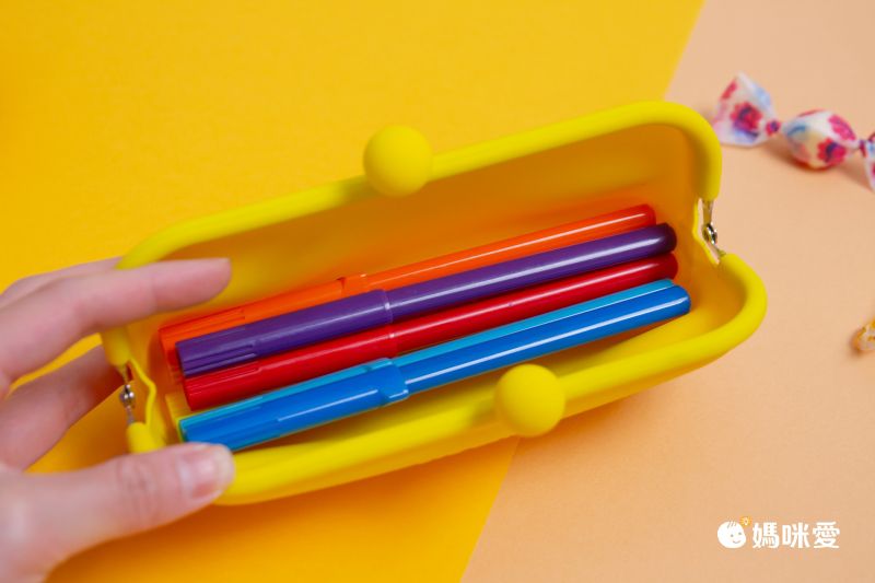 日本P+G design - 矽膠拉鍊式鉛筆袋/鉛筆盒-黃