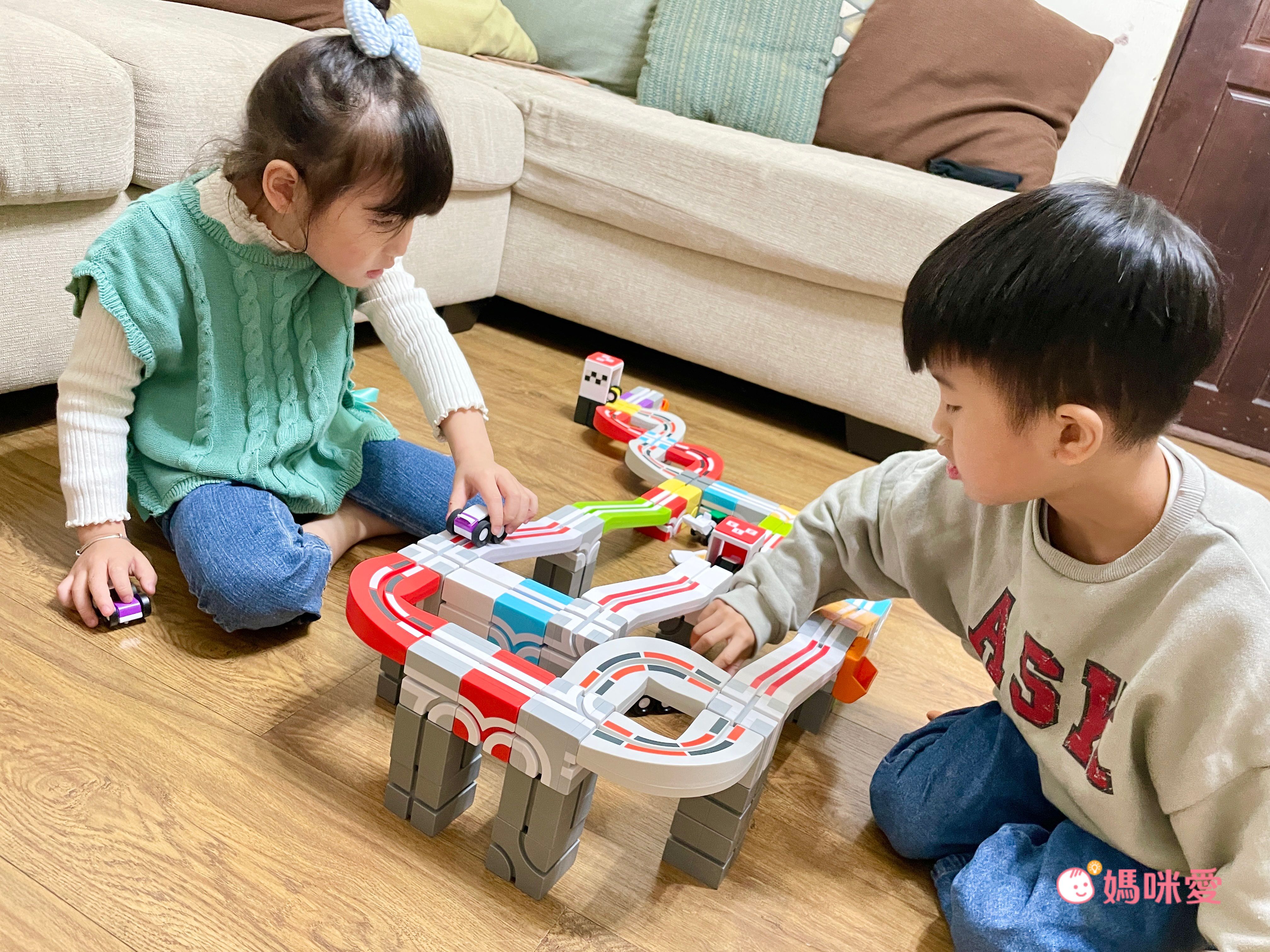 募資突破2400萬【Qbi】益智磁吸軌道積木玩具