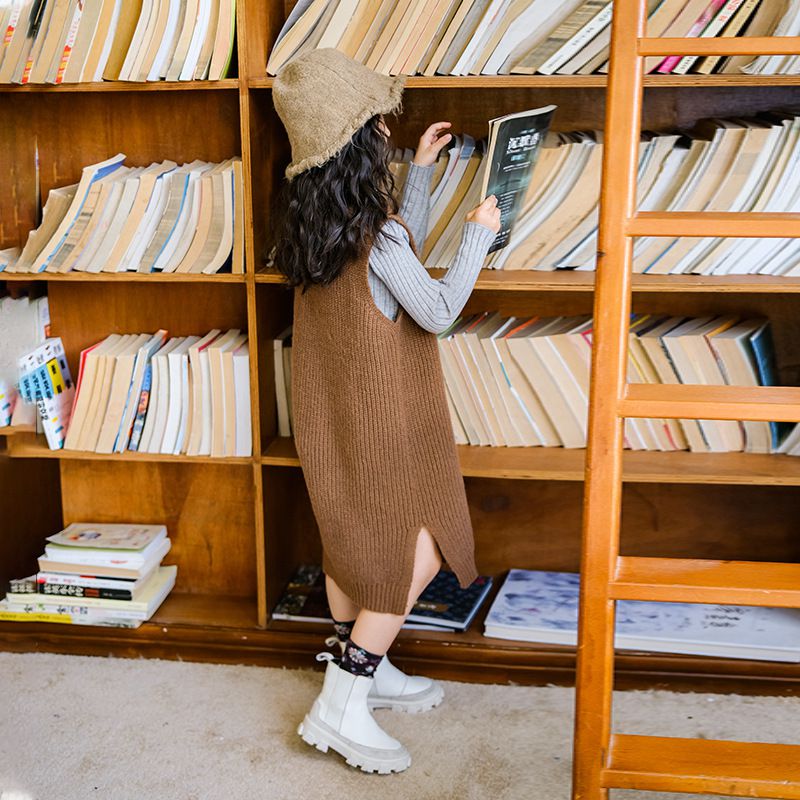 森林系半高領針織背心連身裙-咖啡色