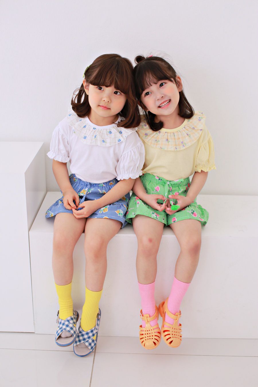 韓國 Dalla - 花花荷葉領上衣-白