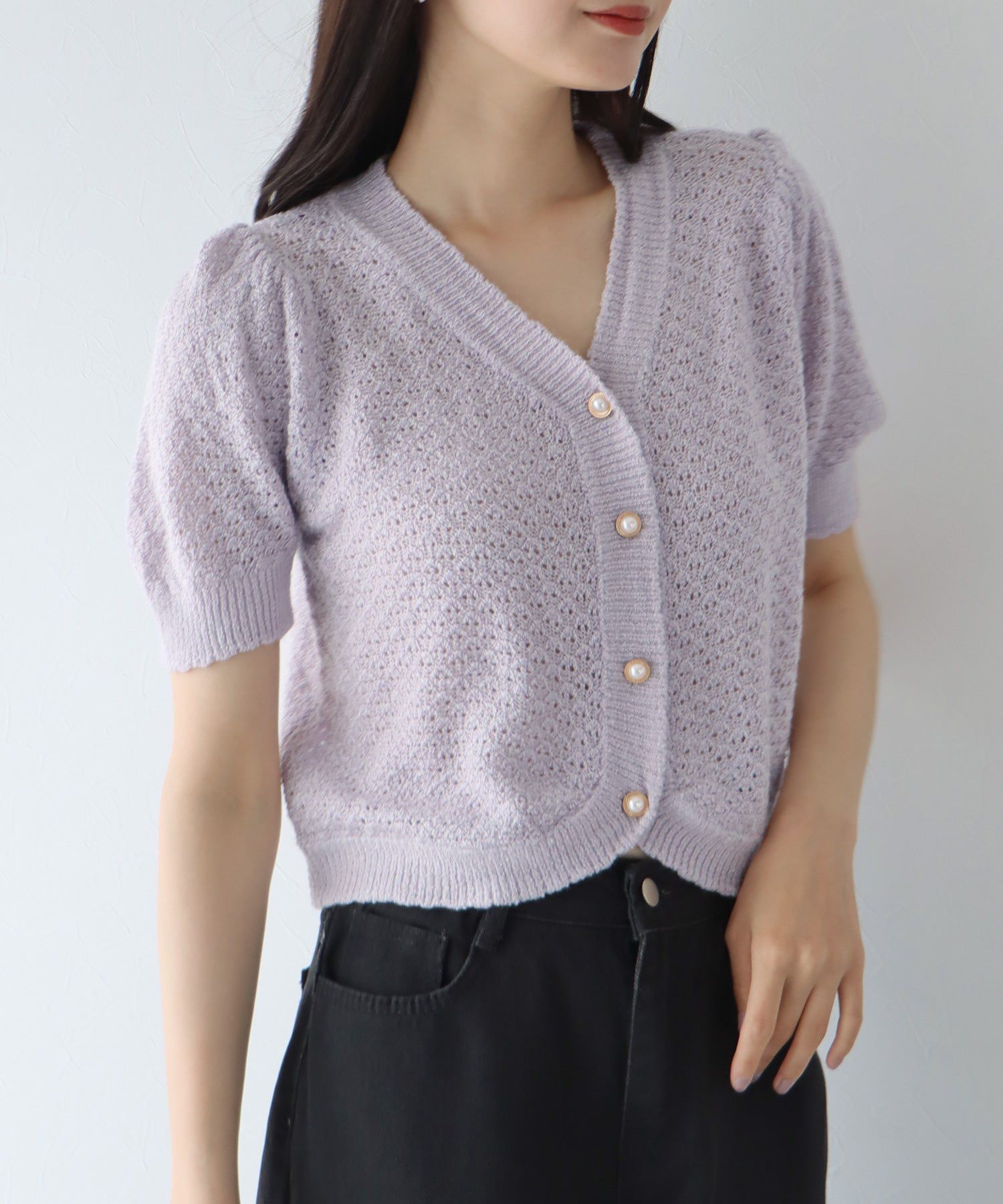 日本 BLUE EAST - 簡約V領鉤針短袖上衣-米杏