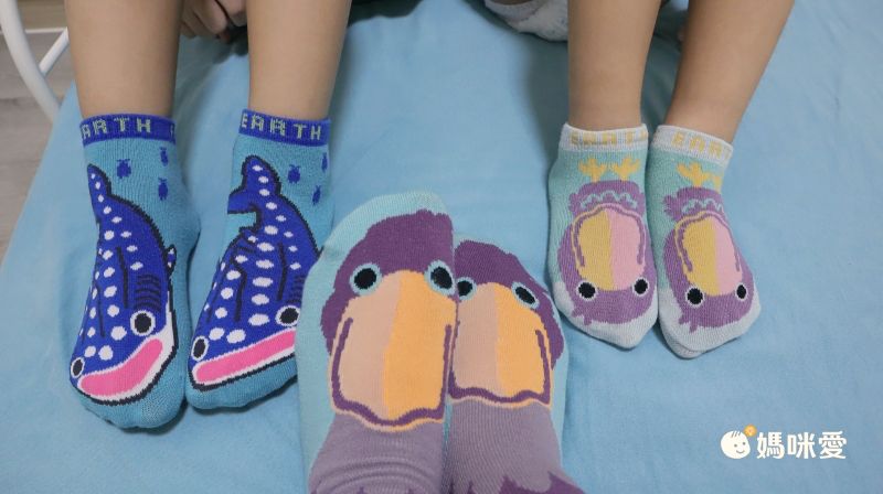 日本 aehwa - 地球的朋友 印花大人襪(媽媽)-花園鰻-水藍 (23~25cm)