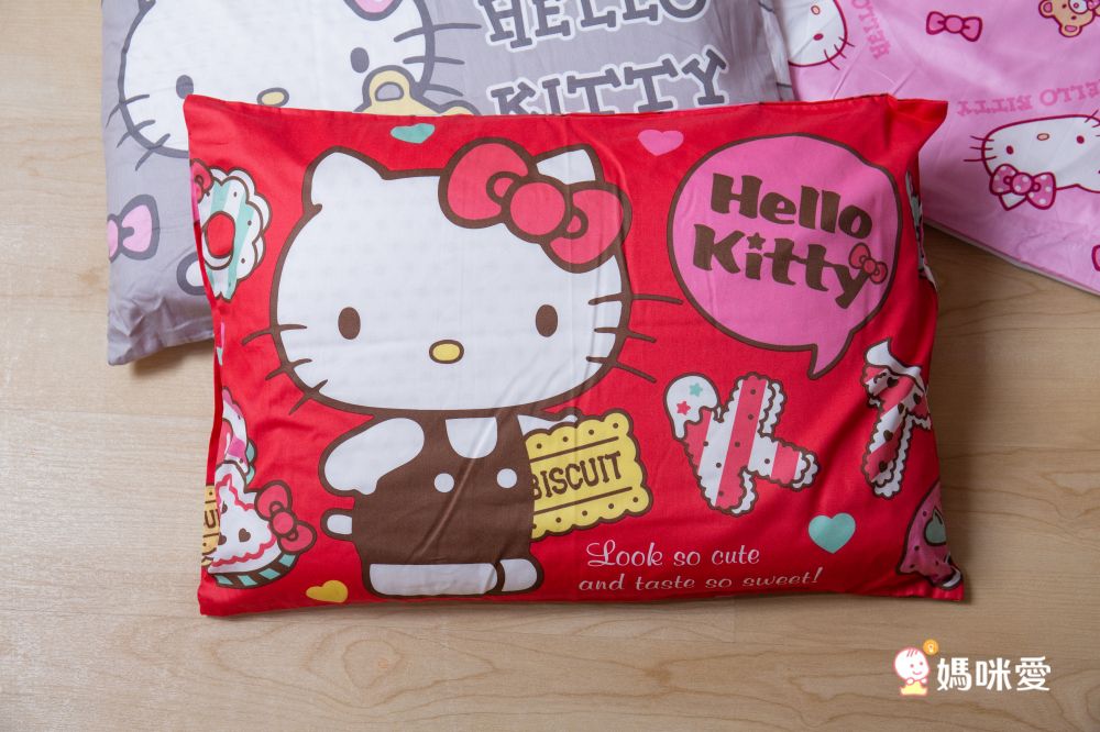 鴻宇 HongYew - Hello Kitty兒童標準型乳膠枕-繽紛甜心-紅 (35x50x9 cm)