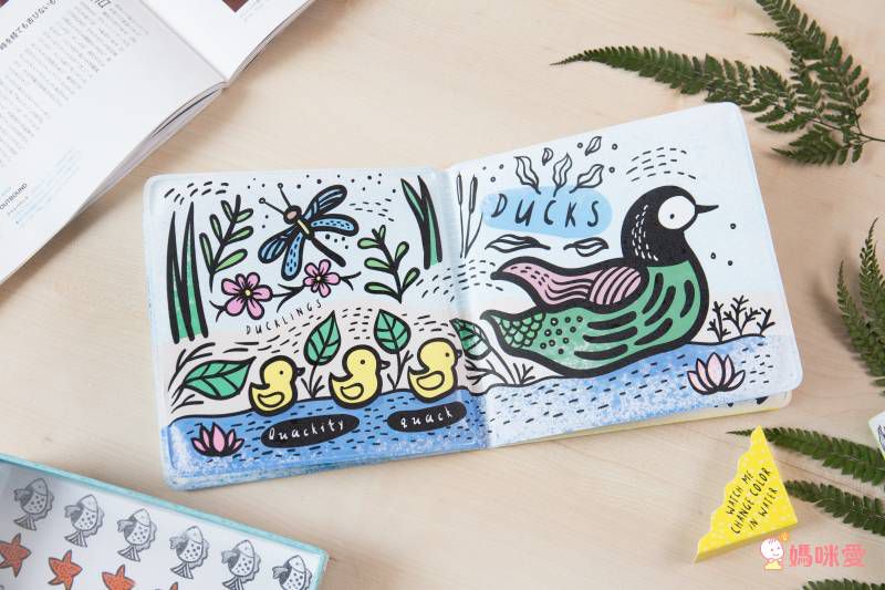 一碰水，就變色！0～1歲寶寶愛上洗澡的好夥伴