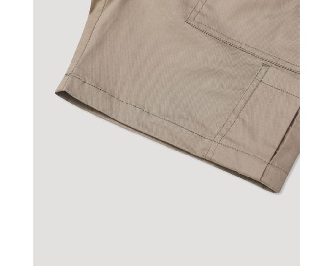 韓國 INDIVIDUEL - 鬆緊腰百搭口袋短褲-卡其