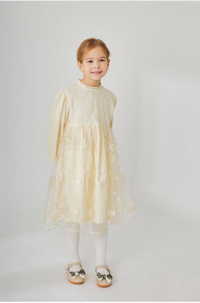 韓國 OZKIZ - 蒲公英繡拼接網紗連身洋裝-米