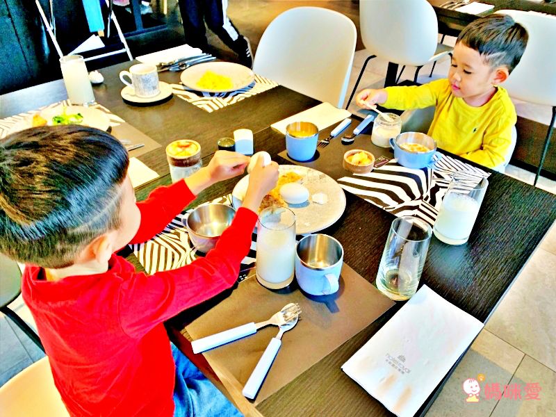 台中大毅老爺行旅 綠光客房兩大一小↘3000起