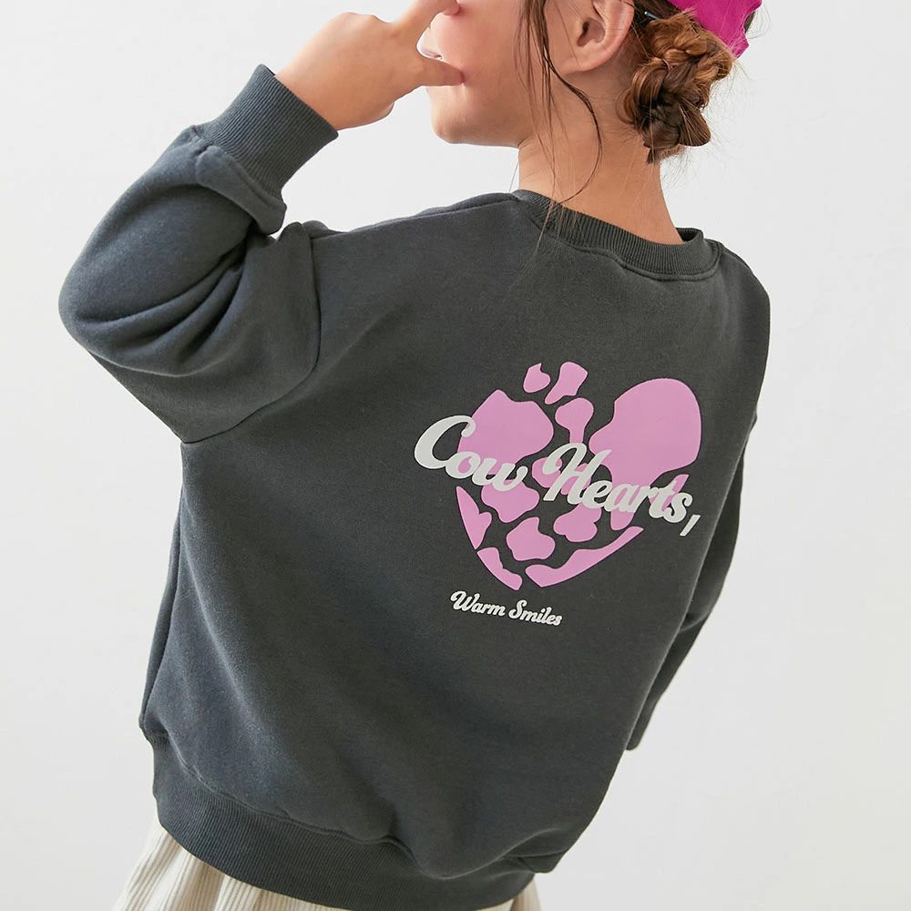 熱銷定番 裏起毛女孩印花大學長袖上衣-乳牛愛心-灰黑