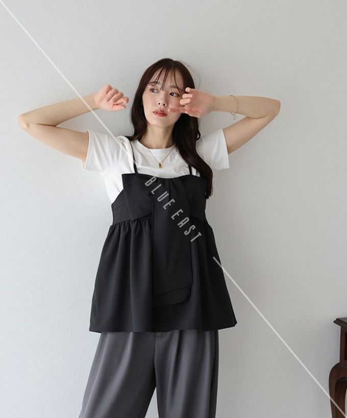 日本 BLUE EAST - 亮眼可愛蝴蝶結細肩帶上衣-摩卡