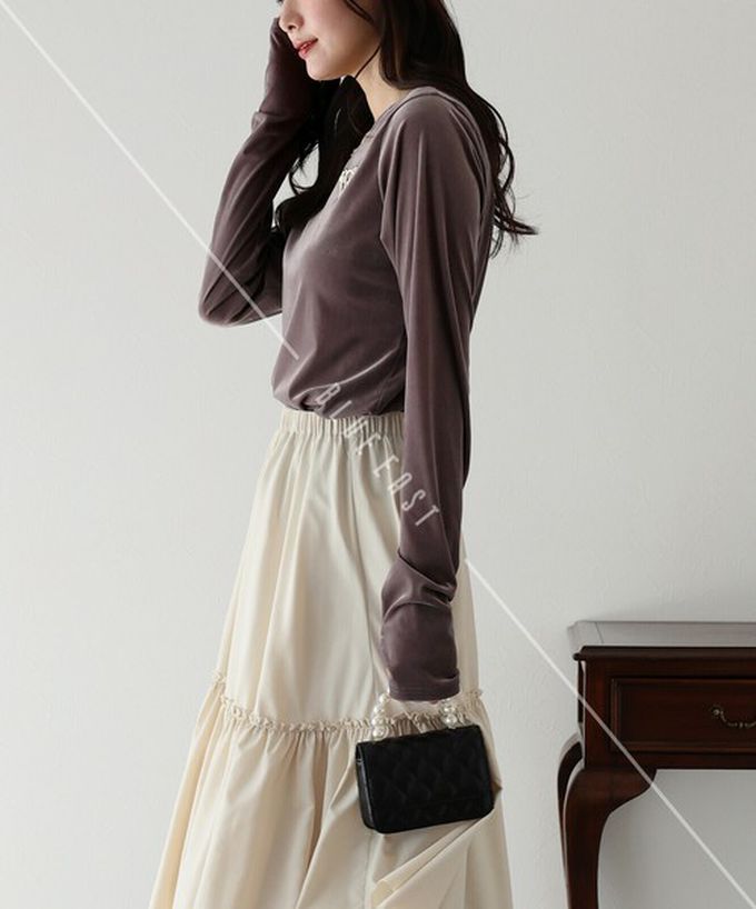 日本 BLUE EAST - 透明感光澤絨面船領長袖上衣-(指孔設計)-咖啡