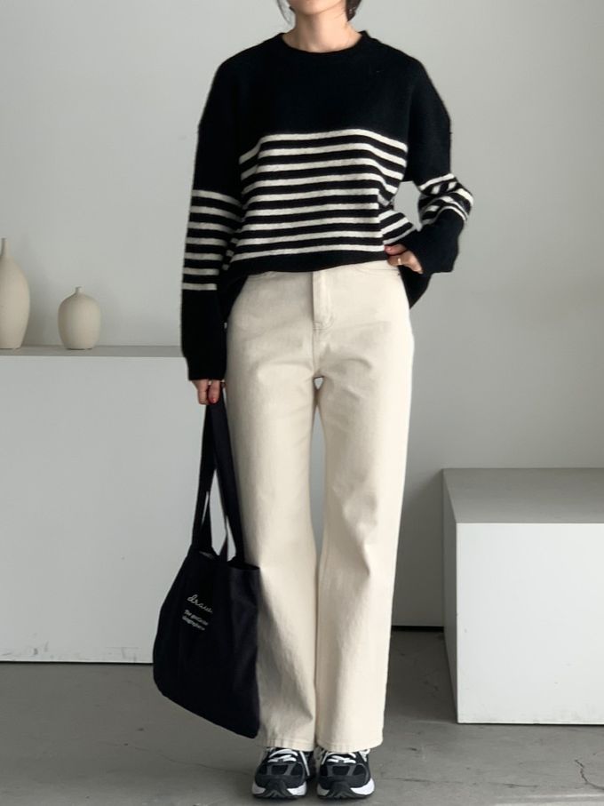 韓國女裝連線 - 條紋點綴寬鬆版型針織上衣-黑 (FREE)