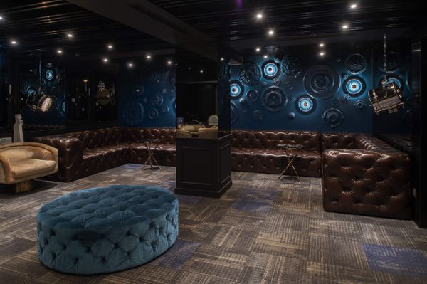 旅樂序精品旅館站前二館 ★ 緊鄰台北交通中心點