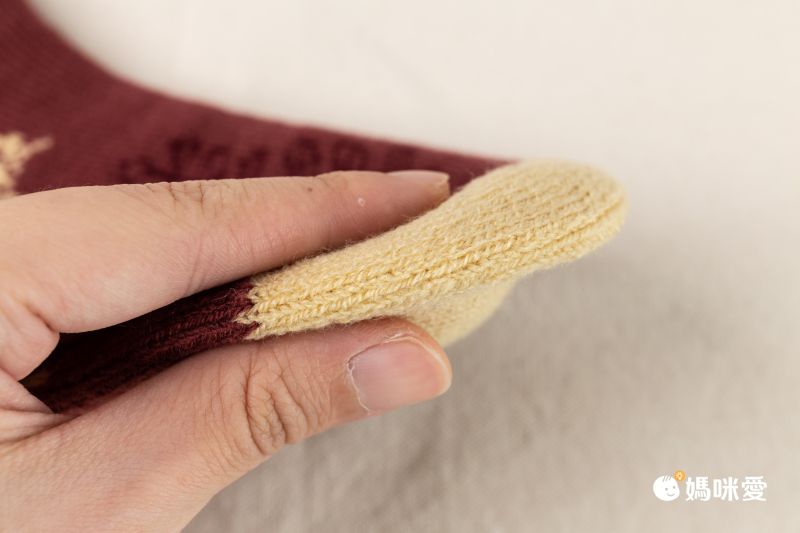 日本小泉 - 北歐風刷毛家居保暖襪-小花朵朵-焦糖棕 (M(-24.5cm))