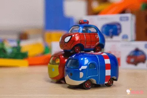Tomica - 【TOMICA】Disney Tsum Tsum! 疊疊樂小車 漫威組合-鋼鐵人+蜘蛛人+美國隊長
