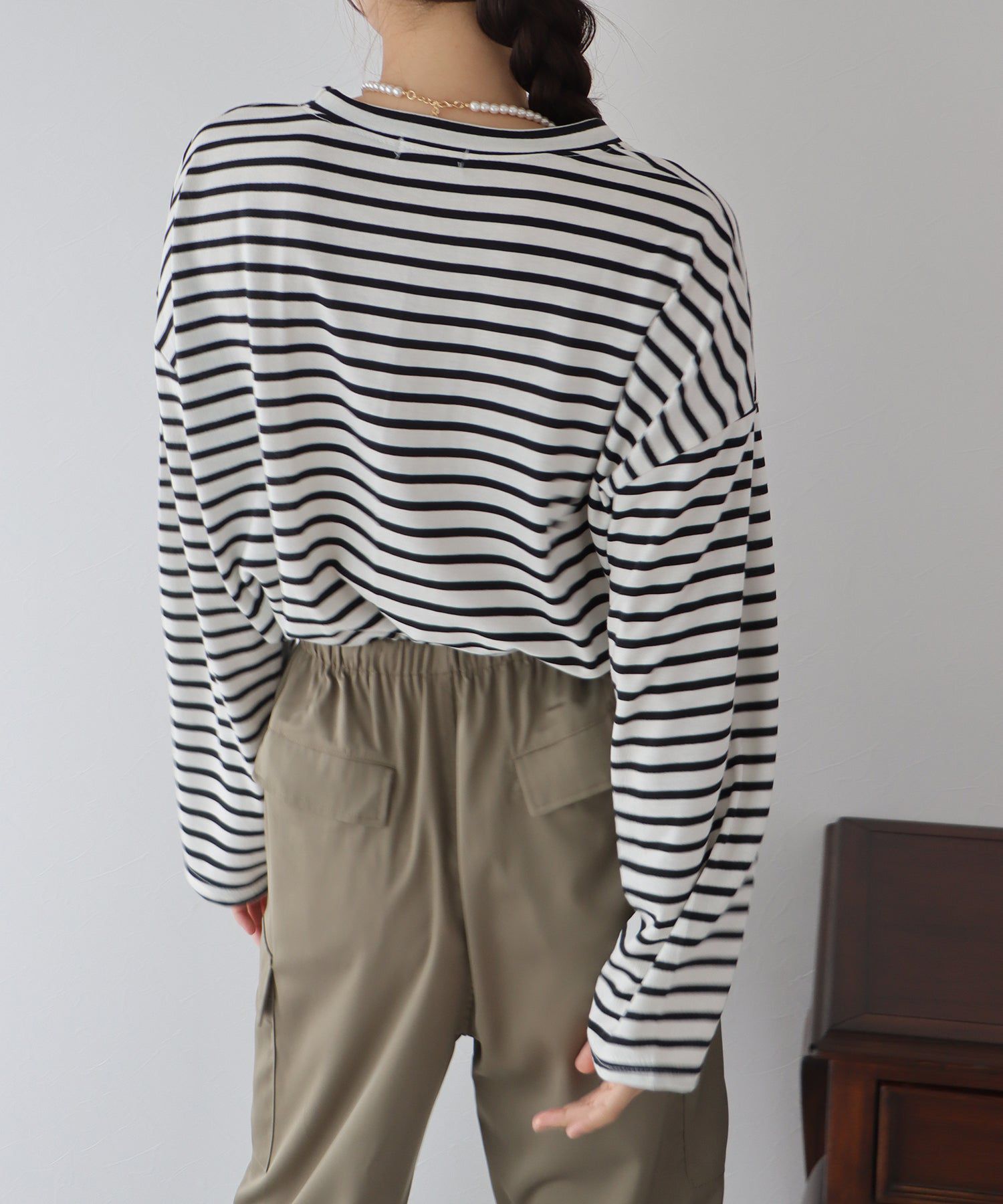 日本 BLUE EAST - 圓領百搭柔軟薄長袖上衣-條紋-深藍