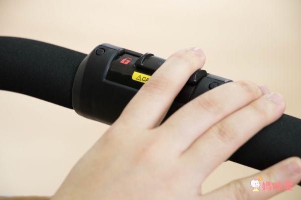 Combi Sugocal 推車