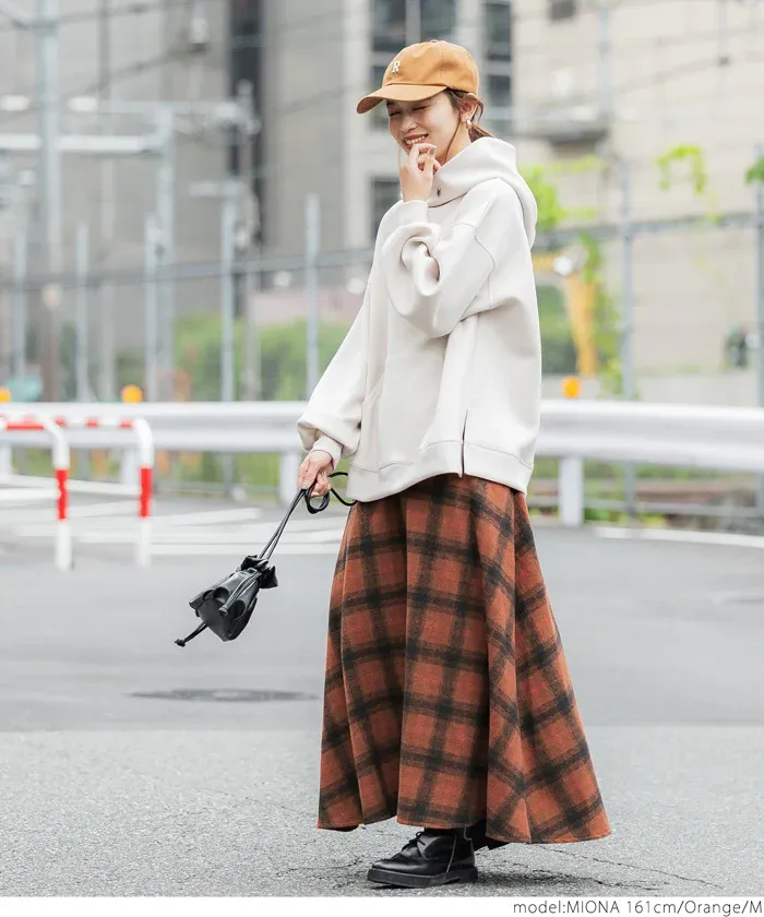 日本 COCA - 氣質歐風格紋修身長裙-暖橘藍