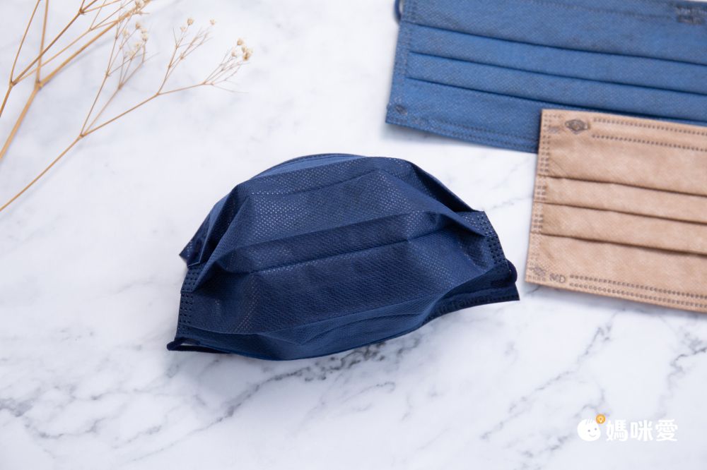 上順醫材 SHANG SHUN - 莫藍迪系列成人三層醫療級/MD雙鋼印/台灣製平面口罩-莫藍迪系列-極致海藍 (17.5*9.5cm (±0.5))-50入/盒(未滅菌)