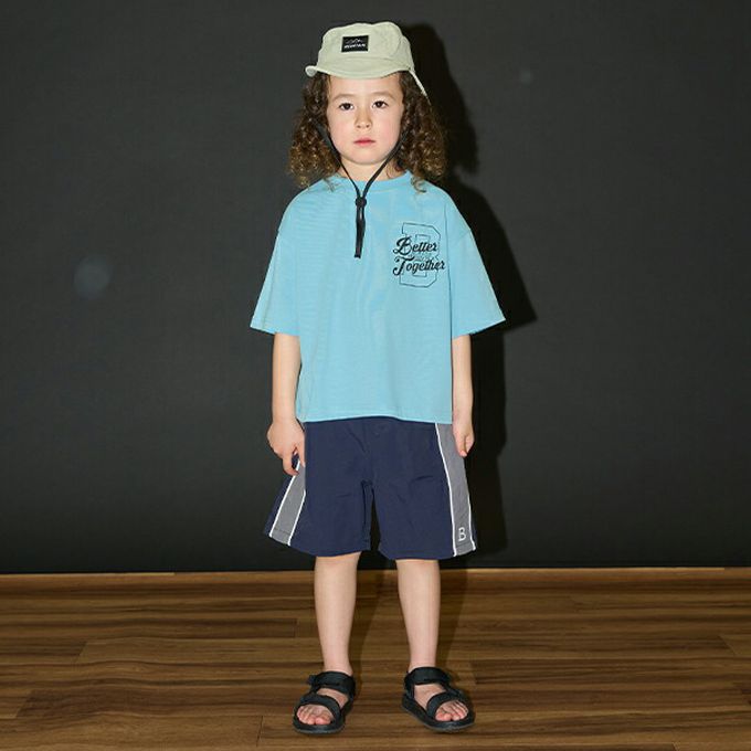 日本 b-ROOM - 美式休閒印花短袖上衣-水藍