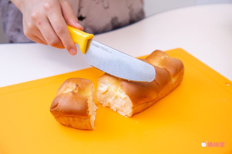 日本 SKATER 代購 - 兒童安全刀具-小小兵-黃 (刀刃長12cm)