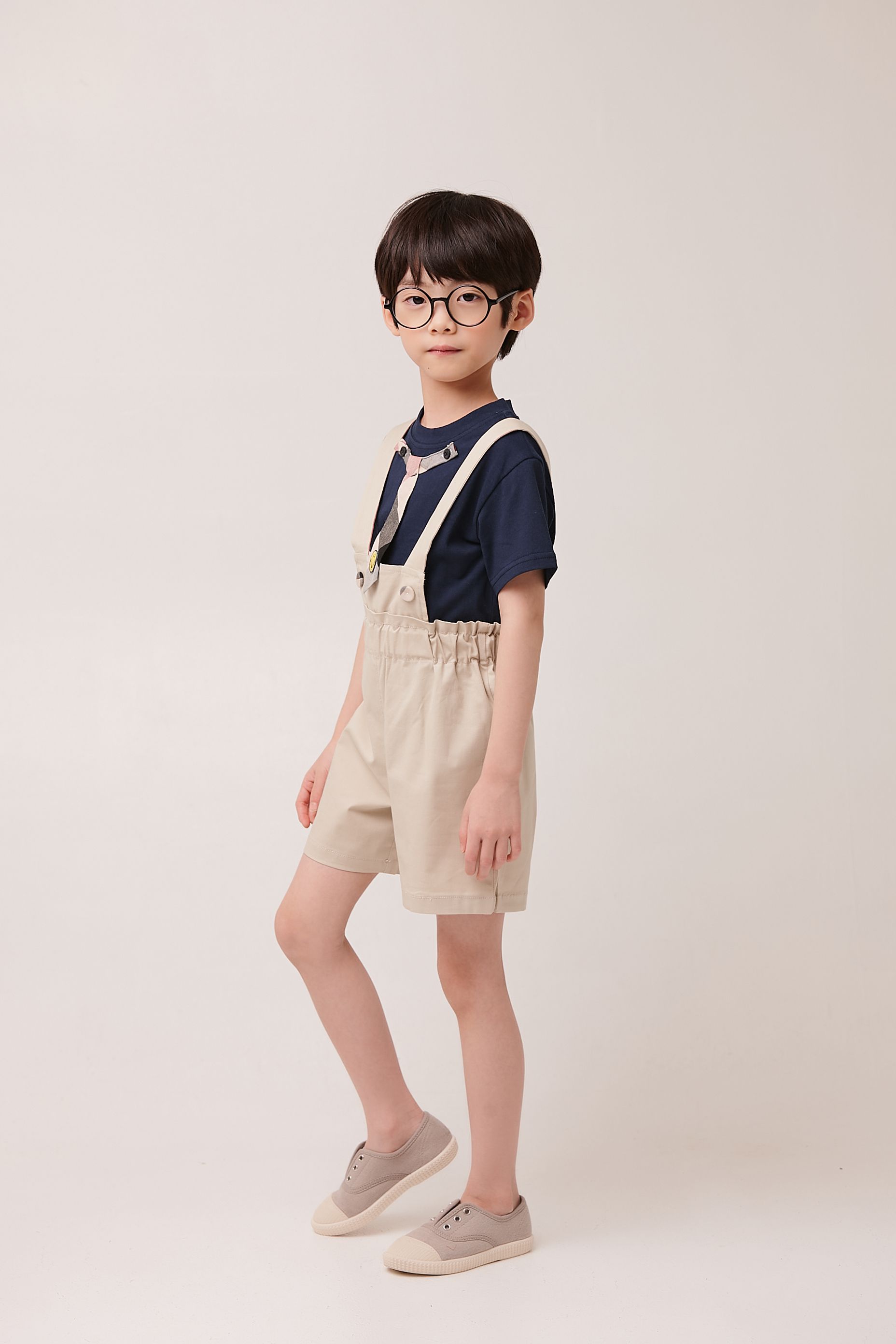 韓國 Coco Bang - 假鈕釦裝飾吊帶褲-杏