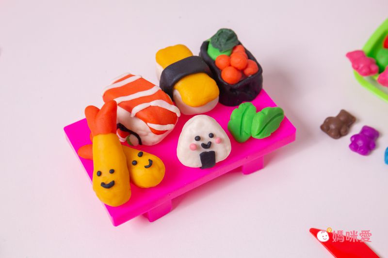 双美生活文創 - 3Q小麥黏土-豪華日式壽司組-內附6色小麥黏土(共150g)+1本DIY教學手冊+15個模具