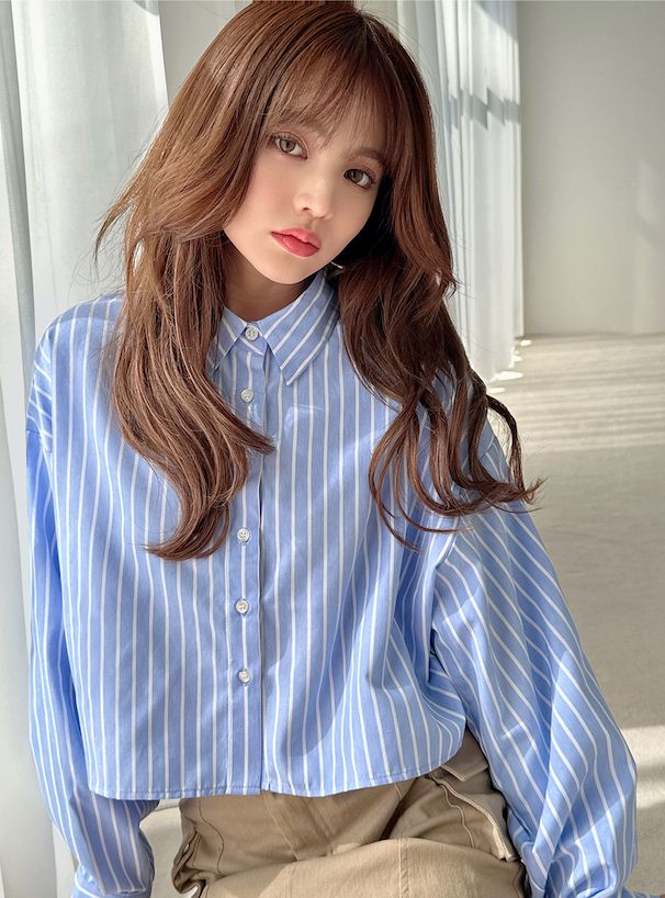 日本 GRL - 休閒短版直條紋落肩襯衫-淺灰棕 (F)