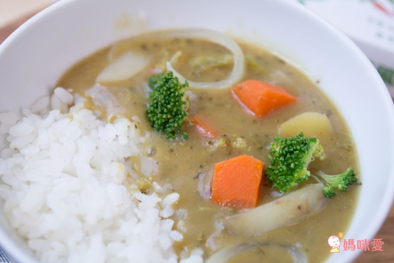 買一送一！【飛馬兒童咖哩】專為幼童設計配方，營養均衡又省時