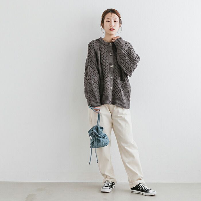 日本 ihuu - 粗編織麻花口袋針織外套-深灰