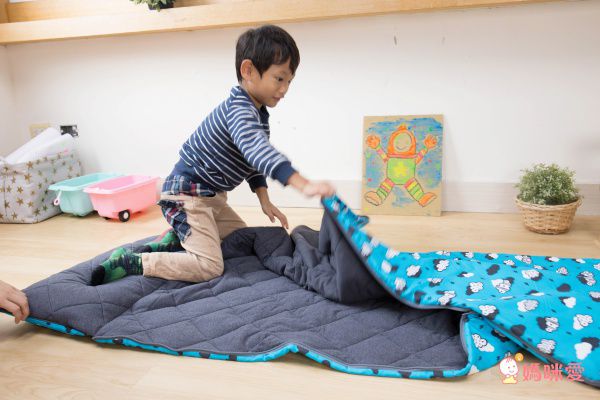 【OGG 喔咯】 兒童睡袋｜枕頭、小被被、睡墊 all in one ！