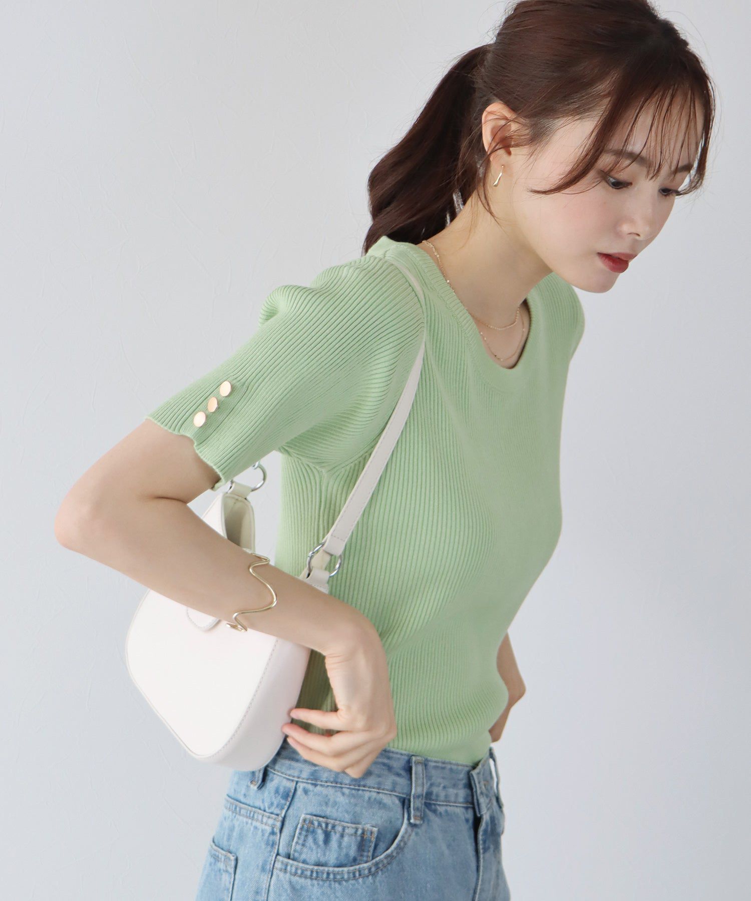 日本 BLUE EAST - 圓領金釦羅紋短袖上衣-白