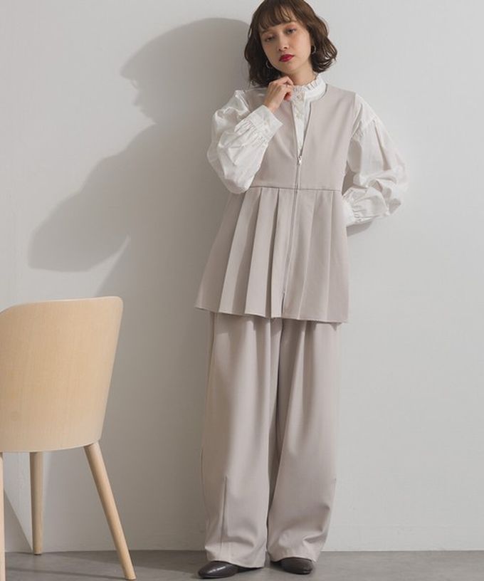 日本 ELENCARE DUE - 正式感斜紋布優雅百褶背心-卡其棕