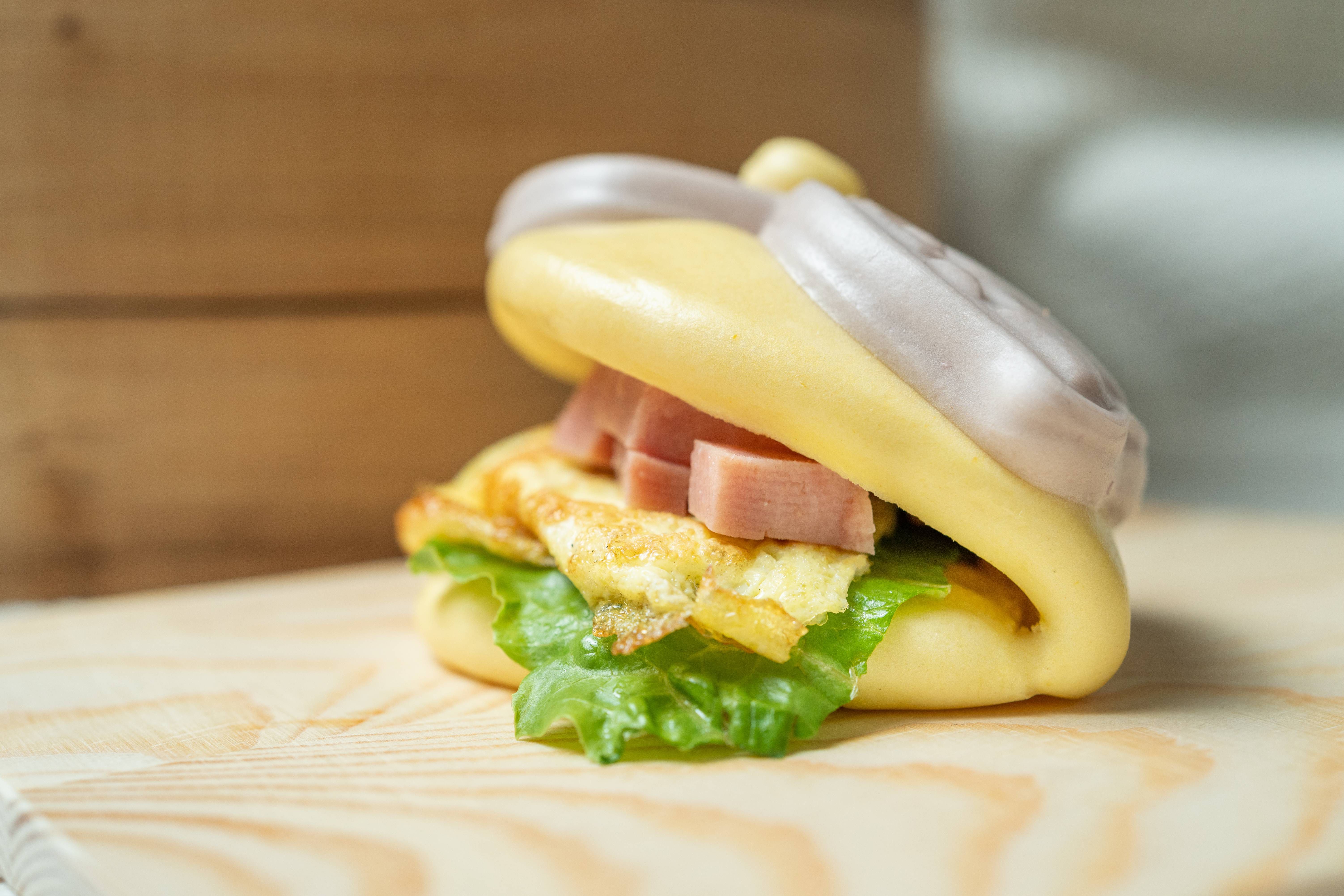 老甜媽手工饅頭 - 彩虹小恐龍造型刈包