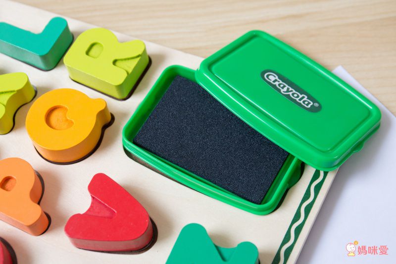 拼圖拿起來變印章【美國繪兒樂】幼兒印章塗鴉 ❤ 輕鬆完成蓋印畫！