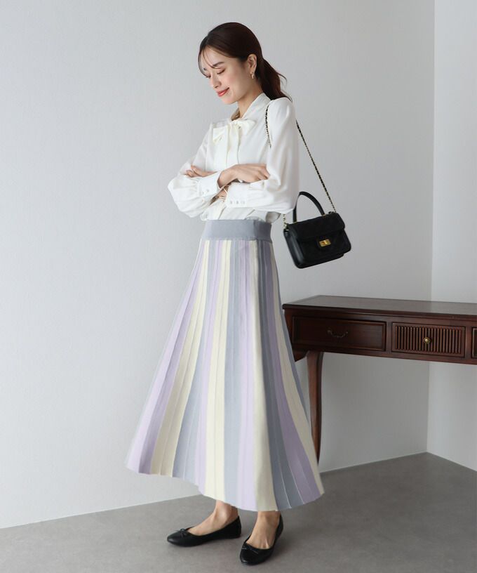 日本 BLUE EAST - [店員推薦] 撞色修身針織長裙-水藍x米杏