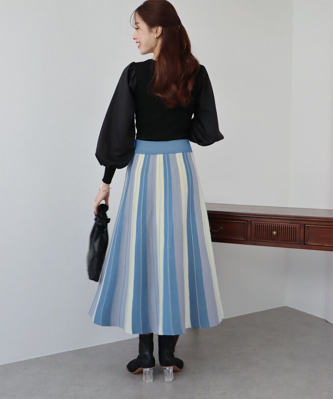 日本 BLUE EAST - [店員推薦] 撞色修身針織長裙-水藍x米杏