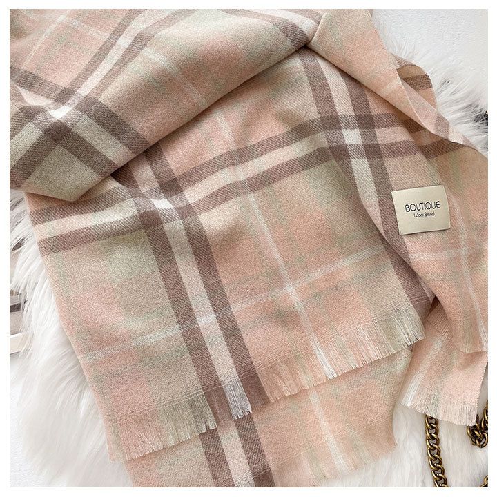 編媽精選 - 柔暖羊毛混棉細針織圍巾-漸層黑白 (208x73cm)