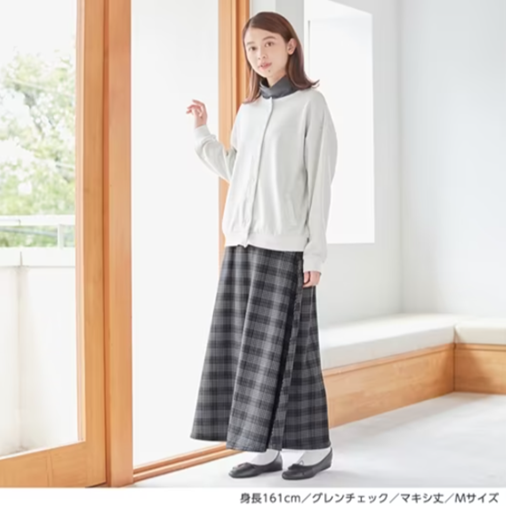 日本 BELLUNA - 蓄熱保暖百搭長裙-深藍