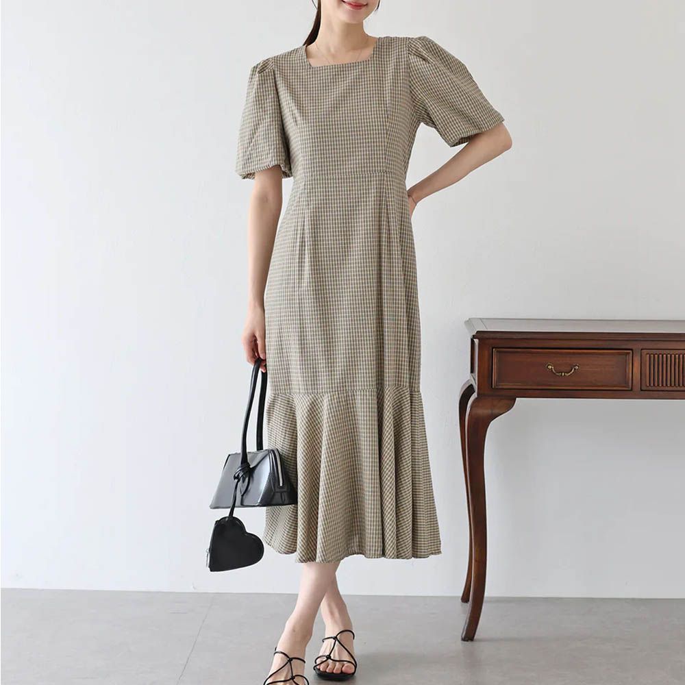 優雅方領後綁帶泡泡袖魚尾洋裝-格紋-卡其 (M)