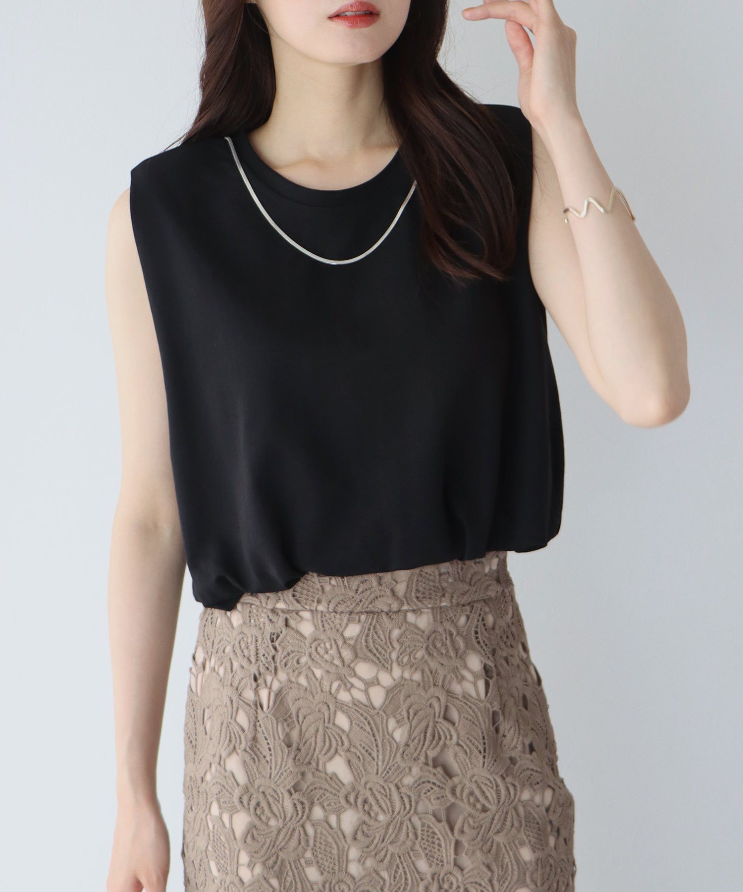 日本 BLUE EAST - 棉混法式簡約無袖上衣-白